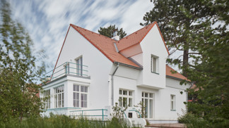 Pražská prvorepubliková vila proměněná v sen každé rodiny