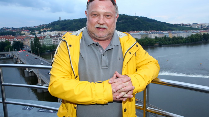 Létající Čestmír po 42 letech: Lukáš Bech nám prozradil, co ho dnes živí
