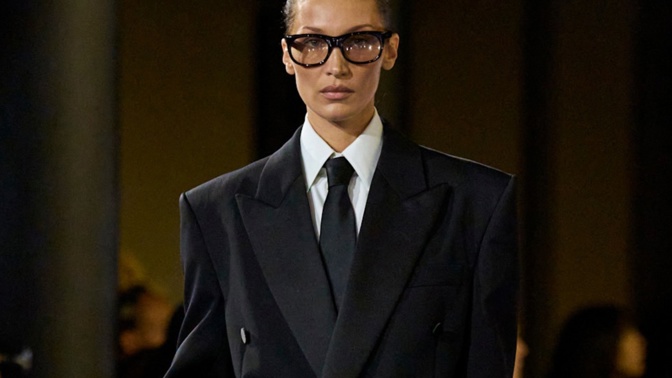 Saint Laurent kravaty
