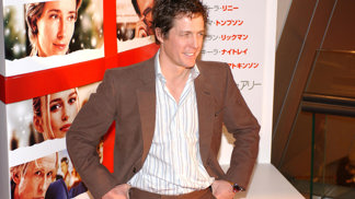 Hugh Grant slaví narozeniny a vsadíme se, že neuhádnete, s kým je sdílí