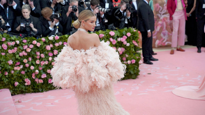 Jarní look, inspirujte se z letošního Met Gala 