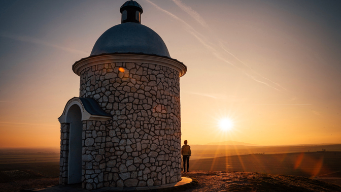 TIP NA VÝLET: Kam za dobrým vínem a turistikou? Jedině na jižní Moravu! TIP NA VÝLET: Kam za dobrým vínem a turistikou? Jedině na jižní Moravu!