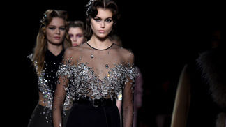Kdo je současnou královnou přehlídkových mol? Bezpochyby Kaia Gerber!