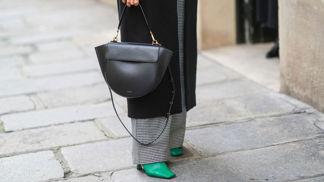 Streetstyle z Paříže. Co se právě teď nosí v ulicích francouzské metropole?