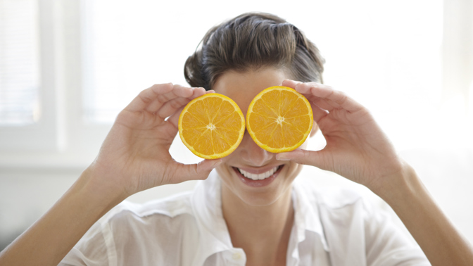 Revital C vitamin 500 mg, www.vitar.cz, 85 Kč
Posilujte imunitní systém vysokou dávkou vitaminu C v šumivých tabletách se skvělou příchutí pomeranče nebo jahody.
Revital C vitamin 500 mg, www.vitar.cz, 85 Kč
Posilujte imunitní systém vysokou dávkou vitaminu C v šumivých tabletách se skvělou příchutí pomeranče nebo jahody.