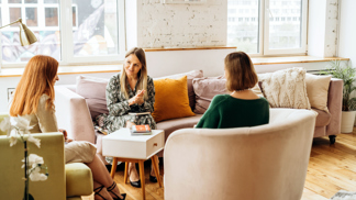 8 osvědčených témat a small talk aneb Milí introverti, nemáte zač