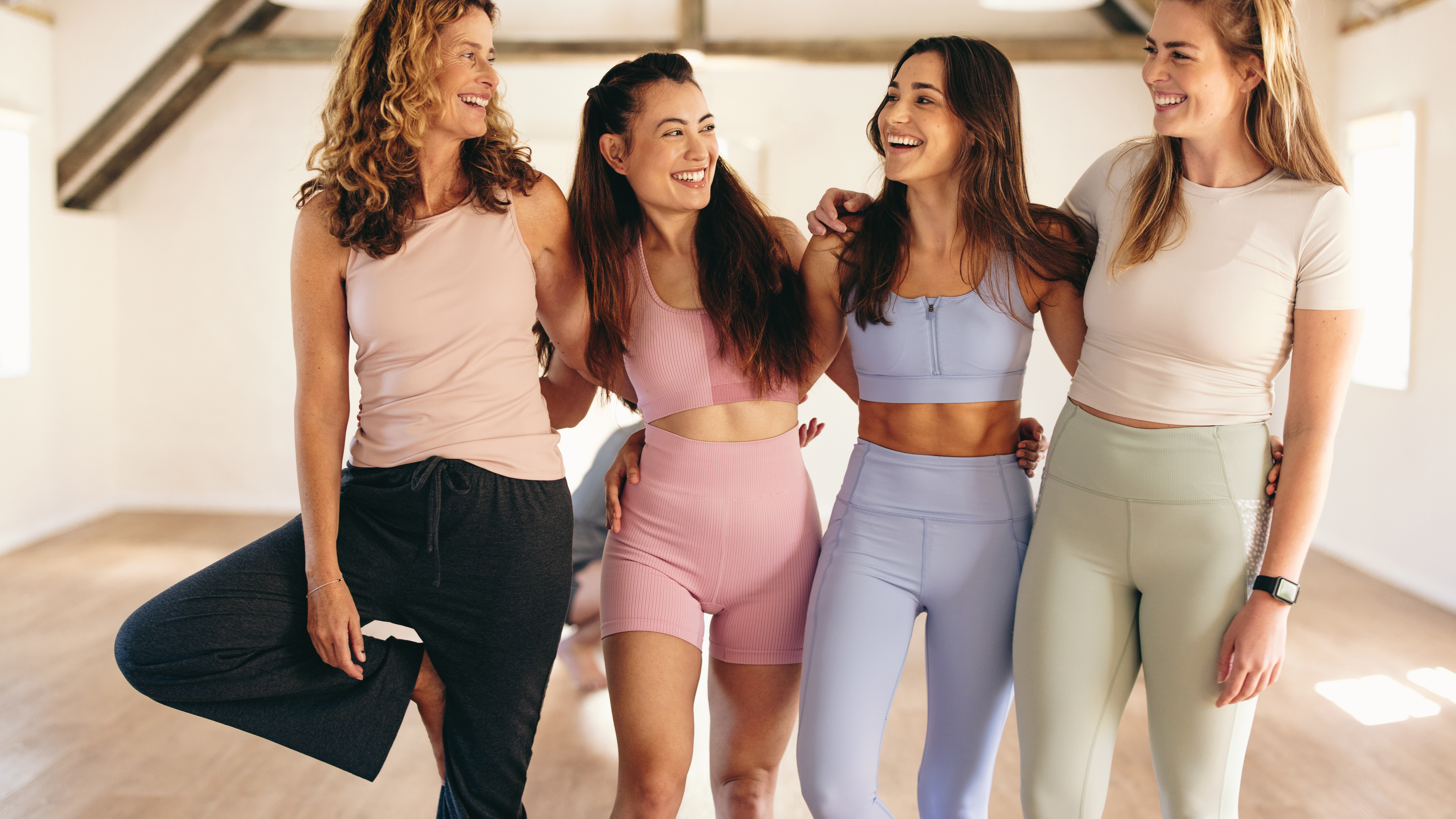 Ženy ve sportovním studiu