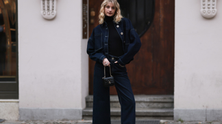 Indigo double denim jako jarní trend 2025
