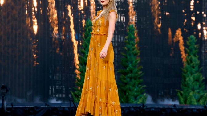 Oranžová podle Taylor Swift
