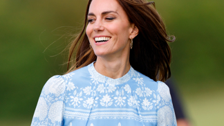 Letní šatník podle Kate Middleton: V roce 2025 noste nejen šaty, ale i její oblíbenou nadčasovou kombinaci