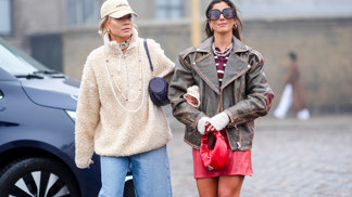 Mix náhrdelníků, street style Kodaň

