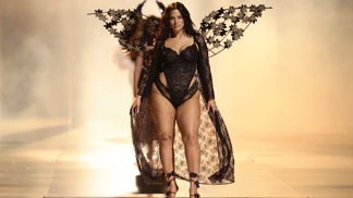 Ashley Graham na přehlídce Victoria's Secret 2024