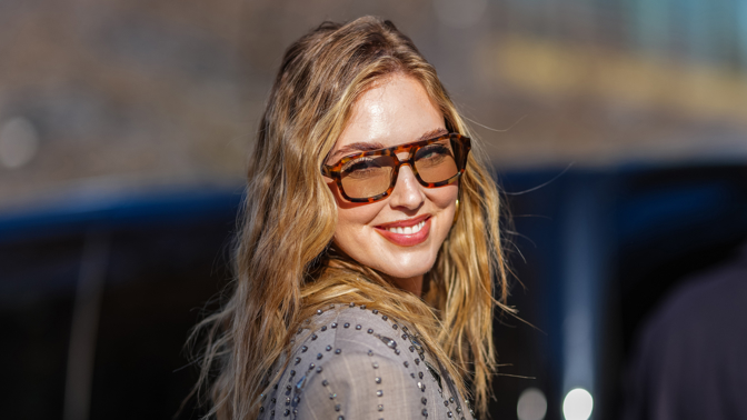 Honey blond
