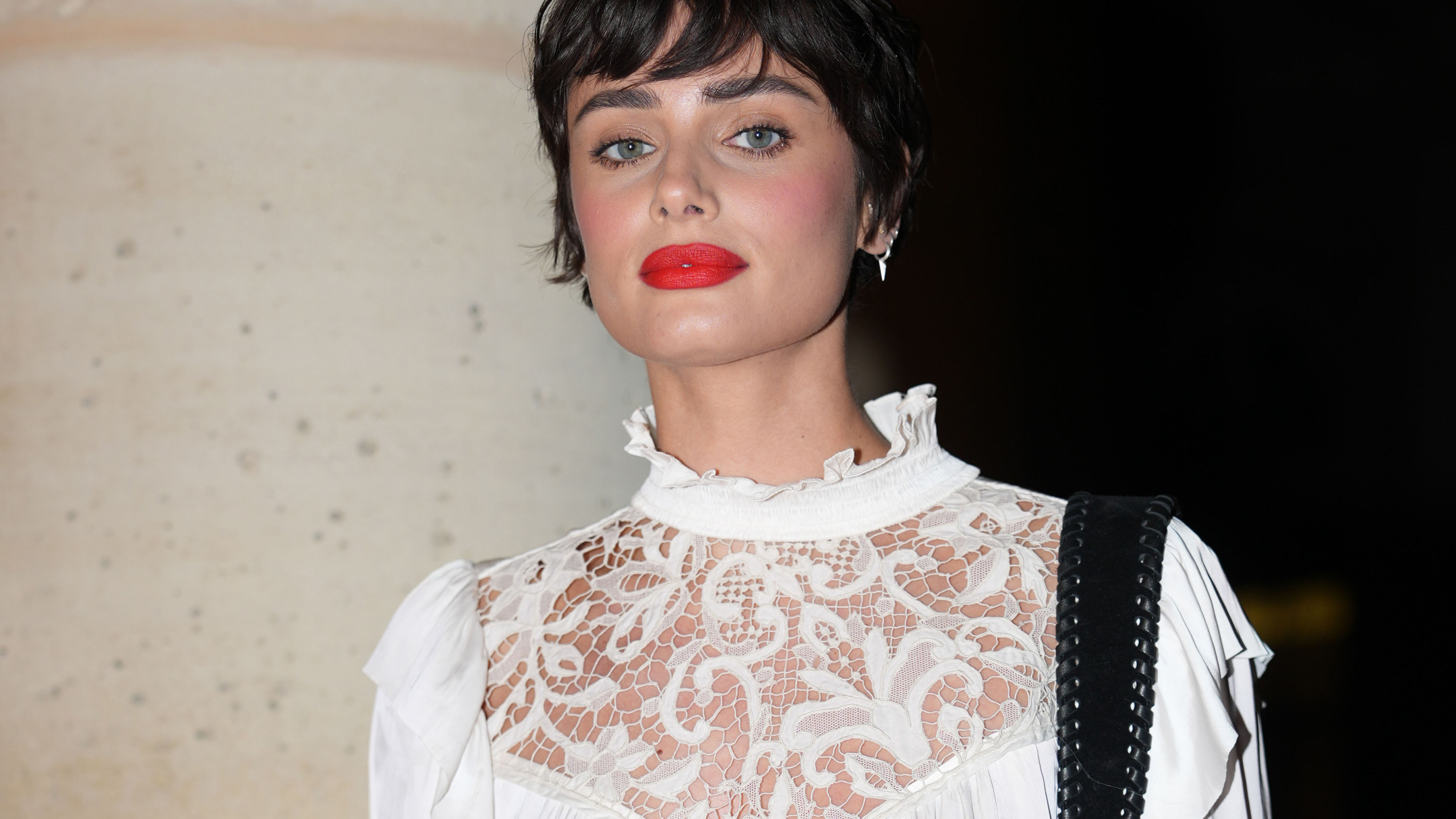 Taylor Hill feathered fringe