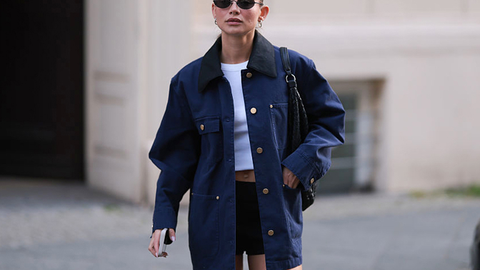 Trendy workwear bunda na jaro 2025
