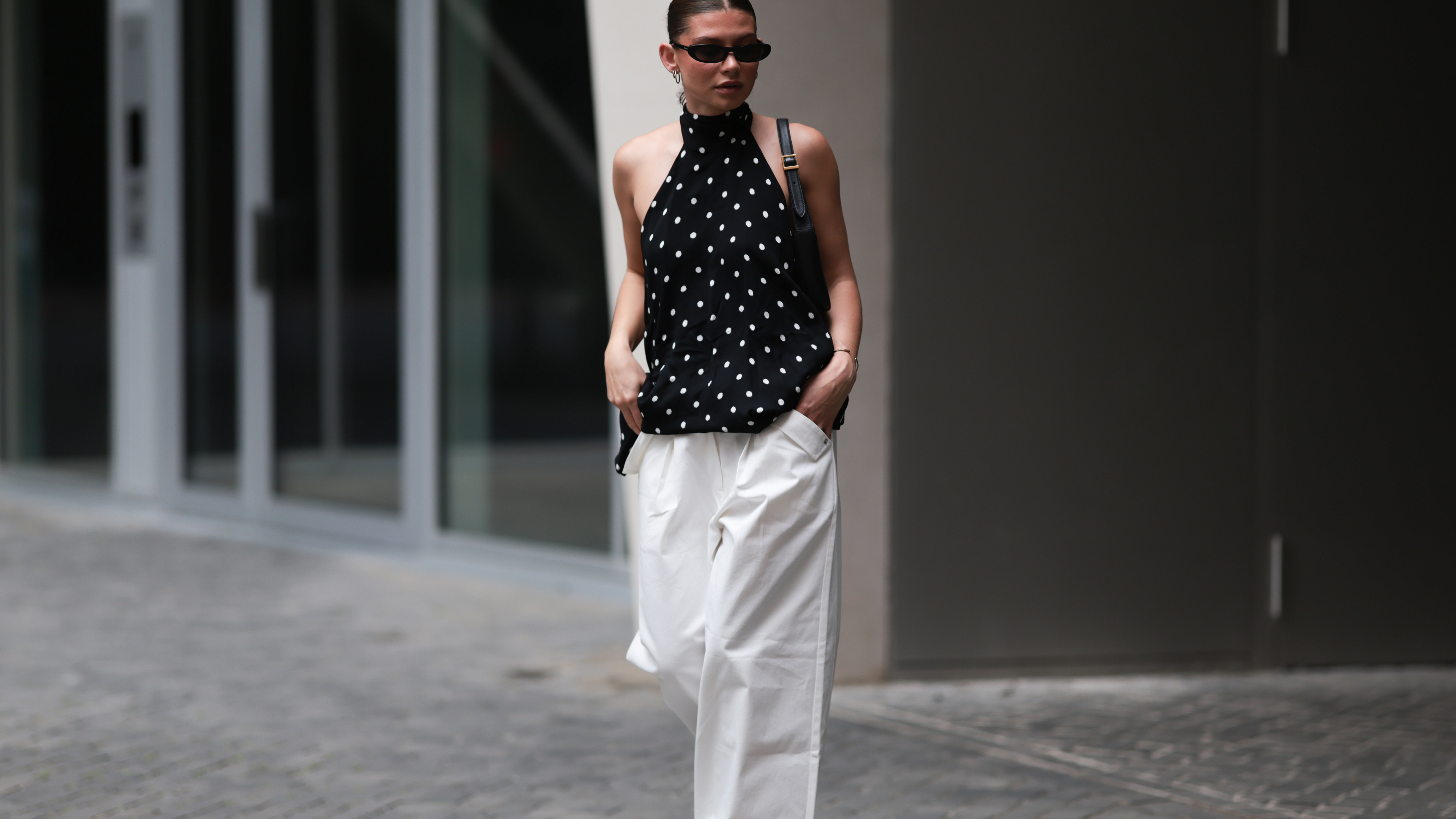 Halter top na léto 2025