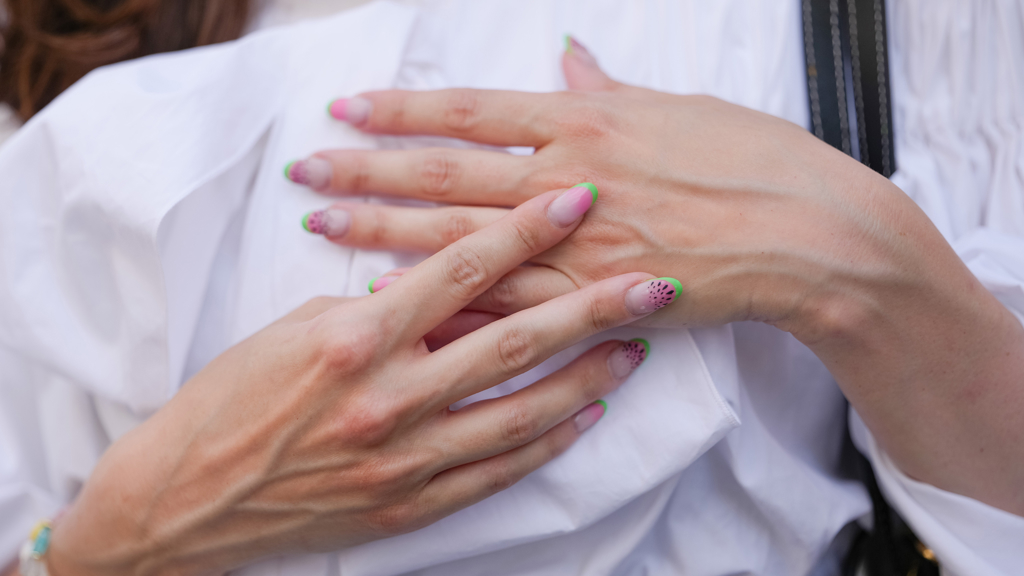 Guava nails
