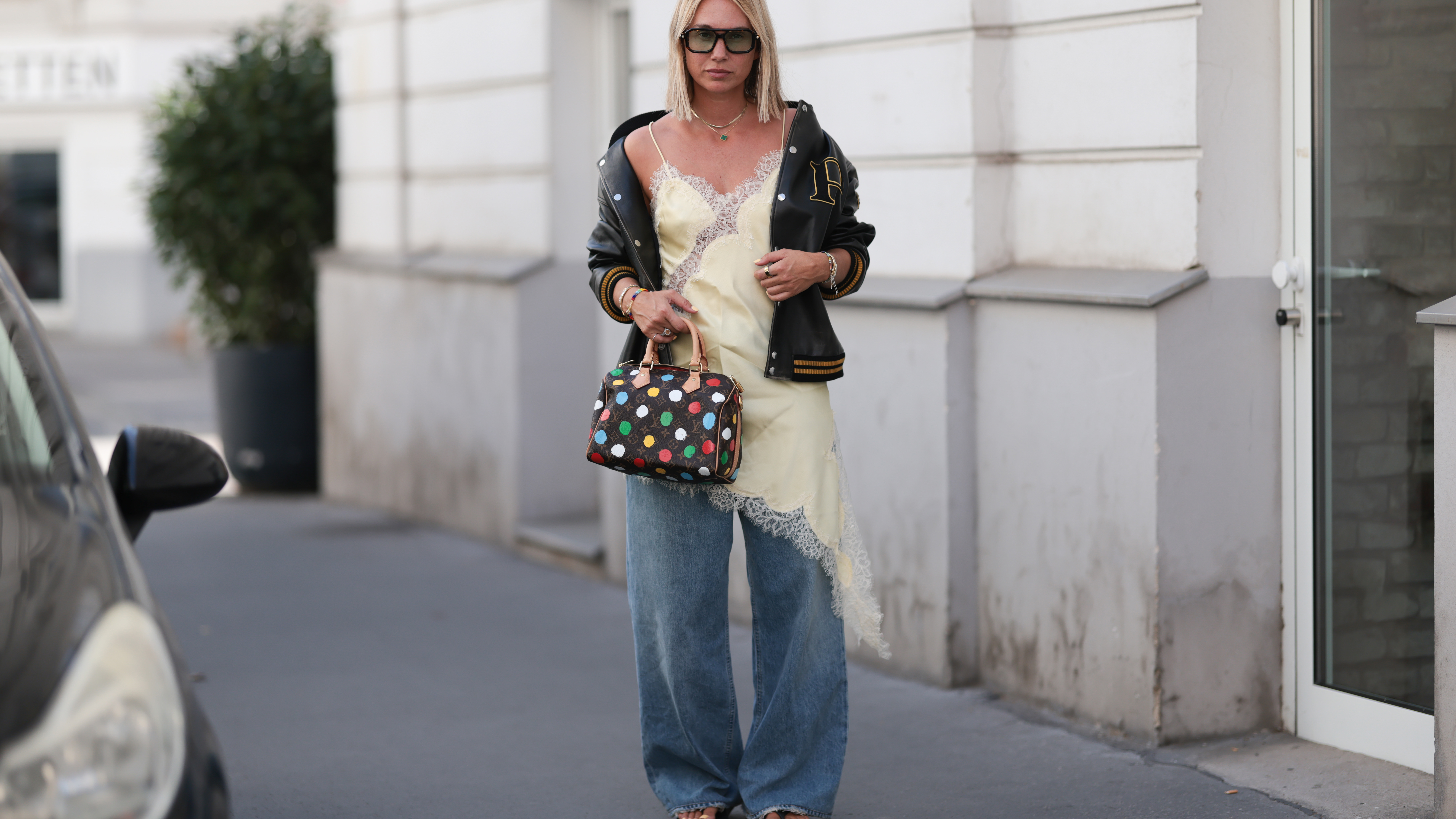 Krajku můžete i vtipně zakomponovat do outfitu