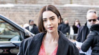 Lily Collins a její dokonalý bevelled bob
