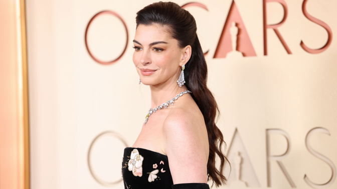Anne Hathaway