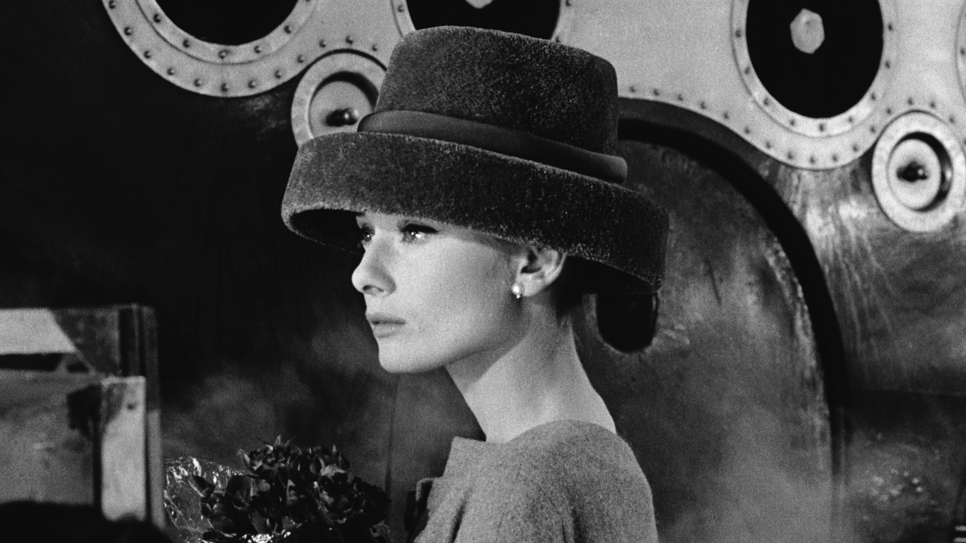 Audrey Hepburn
