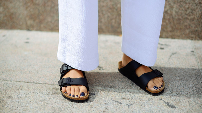 Pantofle Birkenstock se dočkaly premiéry na fashion weeku v Paříži