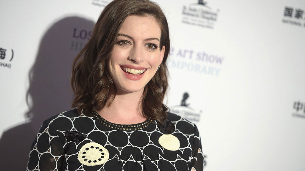 Anne Hathaway má vzkaz pro všechny, co by ji chtěli na Instagramu kritizovat
