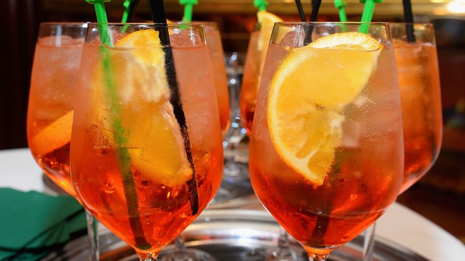 Léto plné spritze je před námi! Naučte se umíchat si ten svůj