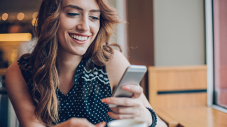 Revoluce v online seznamování! Tinder přichází se žhavou novinkou