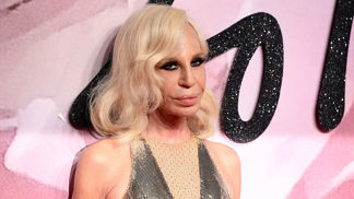 Donatella Versace oznámila konec používání přírodních kožešin u své značky
