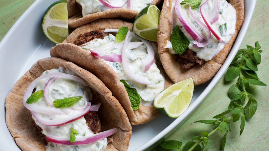 Gyros, Kebab, Tortilla, Tapas,... Kdo se v tom má vyznat? Gyros, Kebab, Tortilla, Tapas,... Kdo se v tom má vyznat?