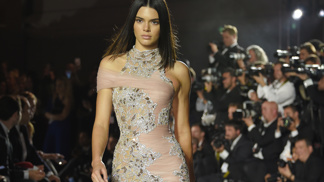 Kendall Jenner - od celebrity z reality show po topmodelku 