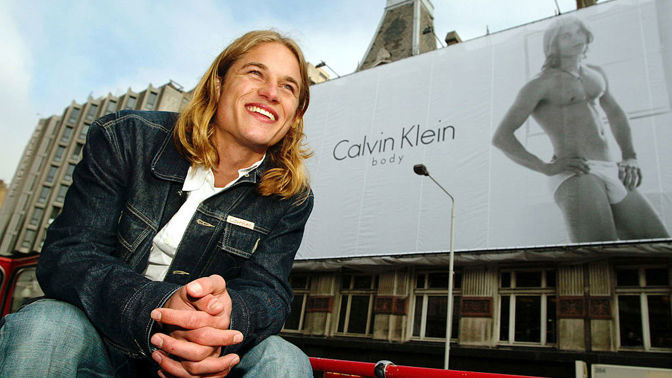Travis Fimmel fotil pro CK na začátku milénia.
