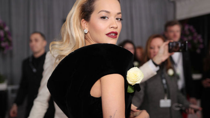 23 důkazů, že Rita Ora je zkrátka chameleon