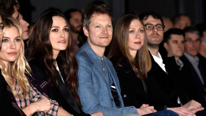 Celebrity na londýnském fashion weeku - komu to nejvíc slušelo?