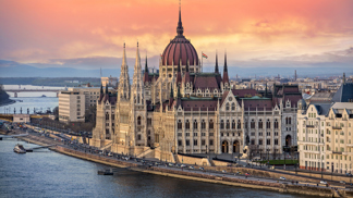 Budapešť za víkend: Užijte si město termálních lázní do sytosti