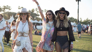 Ludi Delfino, Alessandra Ambrosio a Talita Corea
