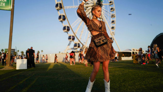Caro Daur Coachella