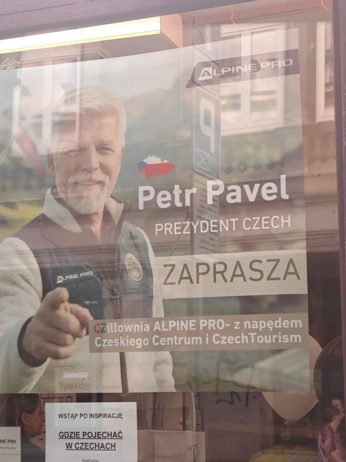 Petr Pavel na plakátu v polském Těšíně.