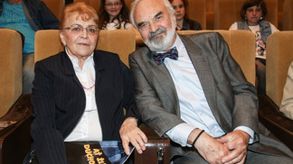 Manželka Božena je největším kritikem Svěrákových scénářů
Manželka Božena je největším kritikem Svěrákových scénářů