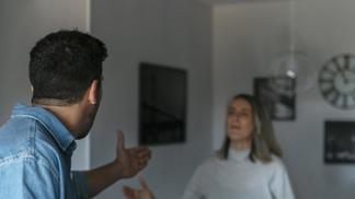 “Zůstala jsem s toxickým mužem kvůli dětem, nevím, jestli budu mít sílu odejít,” píše smířeně Rachel
