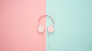 Chcete se vyznat v politice, gastronomii i designu? Nalaďte vhodné podcasty