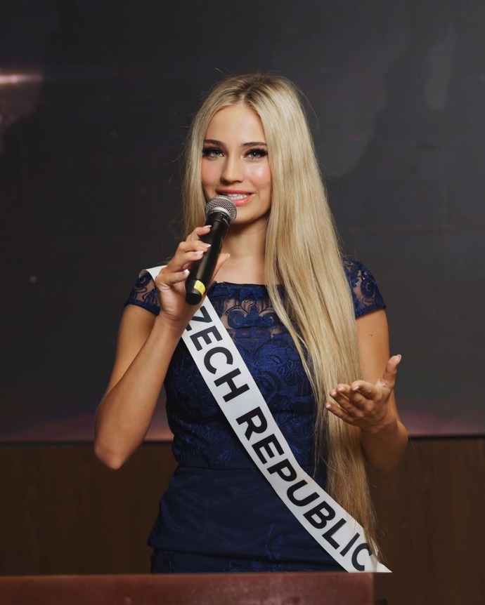 Isabella Rossini slaví velký úspěch. 