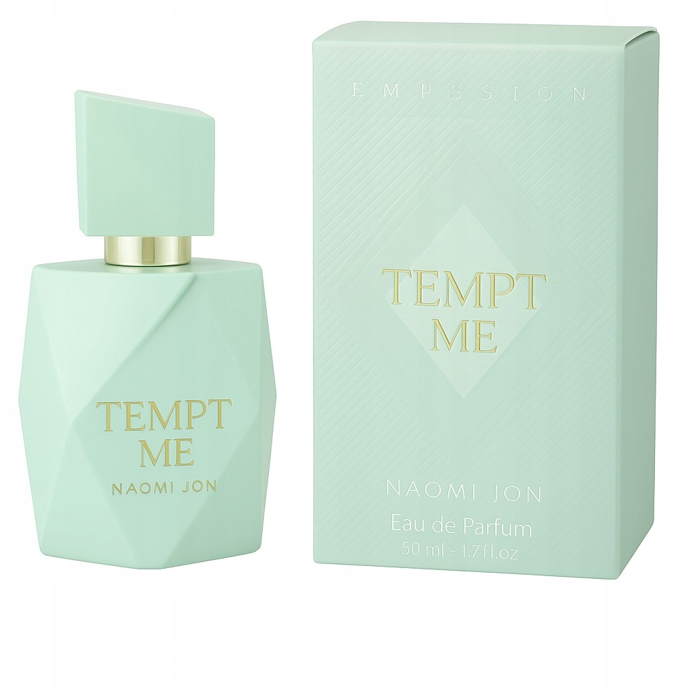 Parfém Tempt me od značky Naomi spojuje sladké pokušení s elegantní hloubkou. Jde o orientální vůni s kombinací jemné pistácie, hebkého karamelu a hřejivé vanilky, kterou najdete ve flakonu ve tvaru matného mátového diamantu s elegantními zlatými akcenty. Vůně stojí 499 Kč.