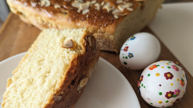Italský moučník colomba.