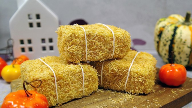 Chcete překvapit originálním dezertem? Naservírujte sladké miniatury balíků slámy