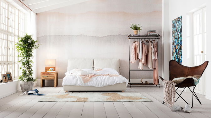 V ložnici použijte spíše jemné barvy zemitých tónů, příliš syté barvy a výrazné kontrasty by vás jen rušily. Foto: Kare Design
