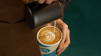 Po čem ženy touží, když jsou na cestách? Je to skvělé kafe!