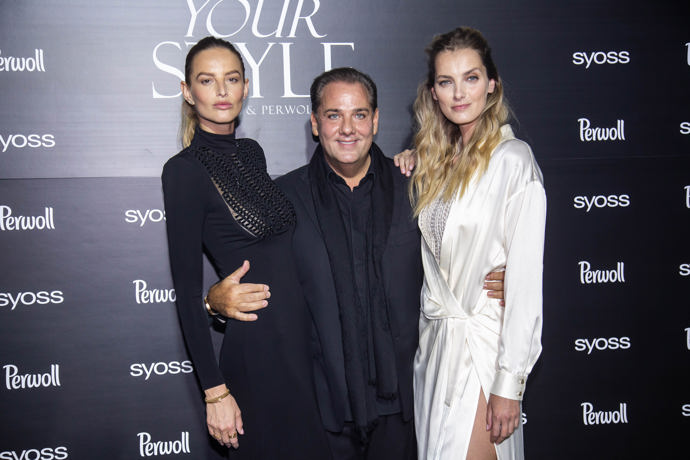 Ředitel soutěže Elite Model Look pro ČR a SR Saša Jány s Míšou Kociánovou a Denisou Dvořákovou.