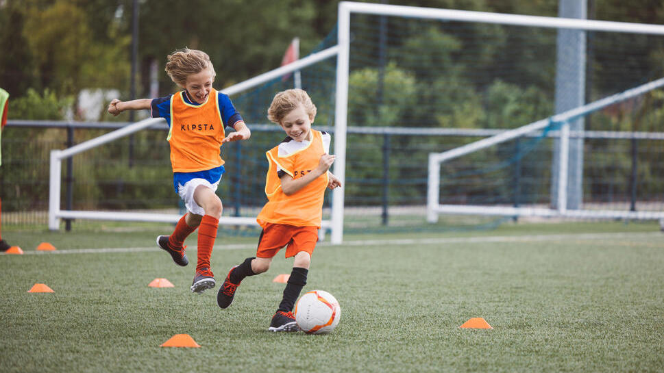 Vybíráte sportovní vybavení pro děti? Nechte si poradit od zkušených sportovců
